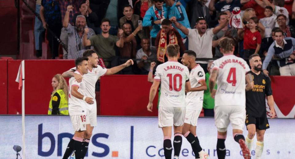 巴萨强势横扫塞维利亚，欧冠5冠王继续霸占西甲榜首